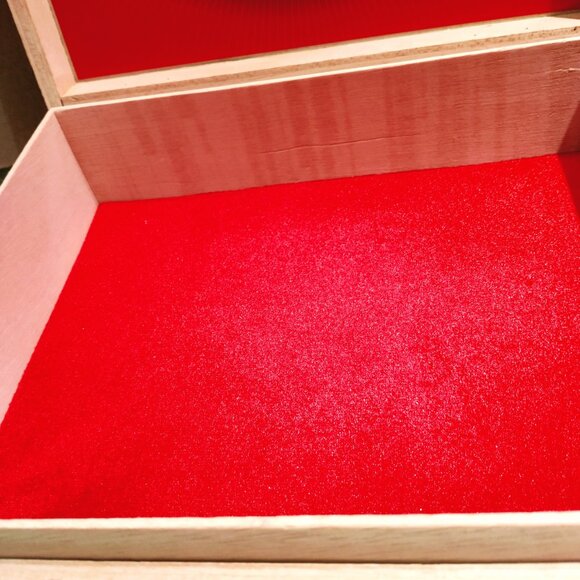 Suenos de Saundra Upcycled Perdomo Cedar Cigar Box, Home Decor /Storage - Picture 12 of 13